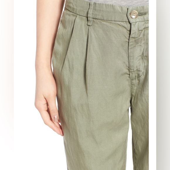 AG    The Evan High Waist Crop Pants. Size 27   Color: SULFUR HARVEST OLIVE - Picture 4 of 8